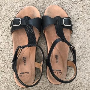 Clarks soft cushion black leather sandals